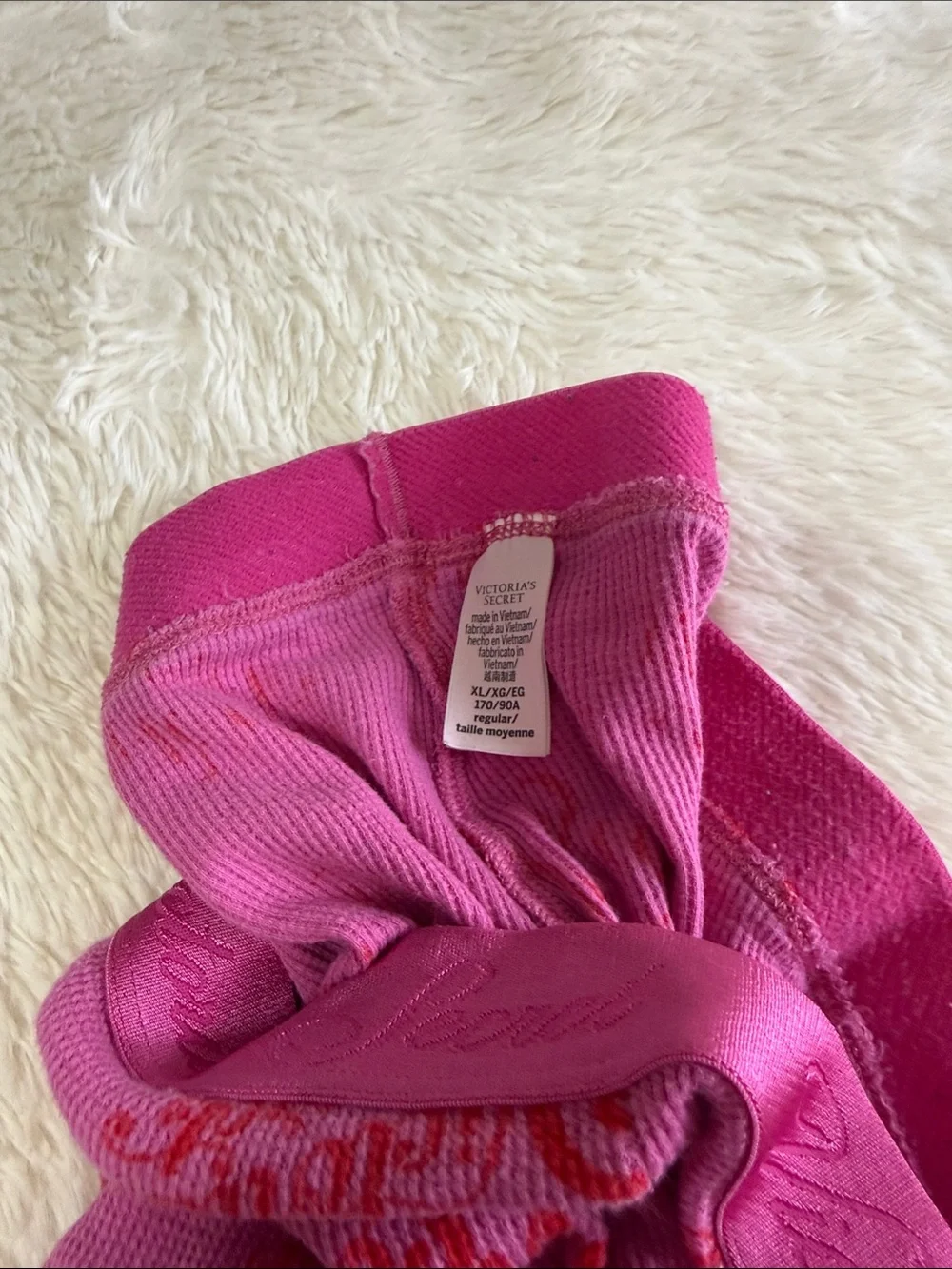 Victoria's Secret Pink Thermal Logo Lounge Set in Hot Pink and Red